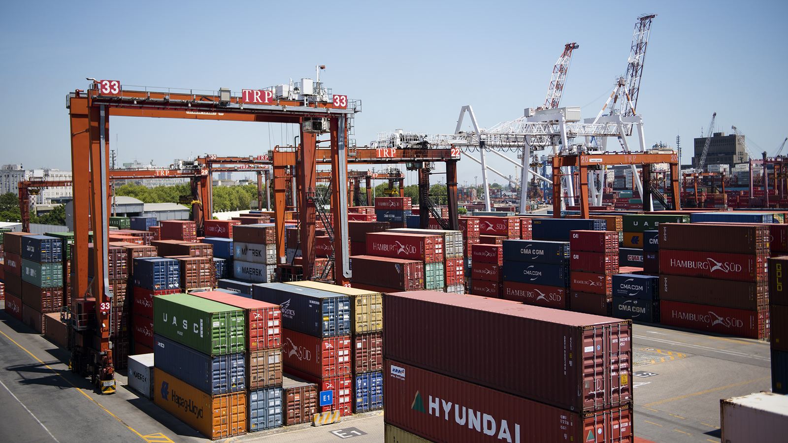 Operaciones de comercio internacional y logística